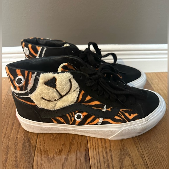 VANS VAULT | M5.5 W7 MID ZOO SCHOOL 'UNSTUFFED ANIMAL TIGER' - Picture 4 of 11